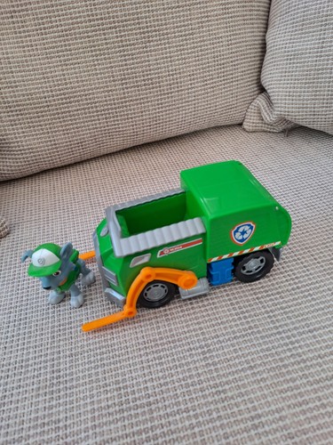 Rocky paw patrol - paw, recycle