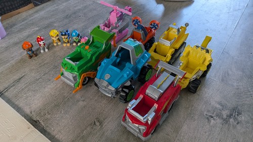 Paw patrol vehicles - paw,