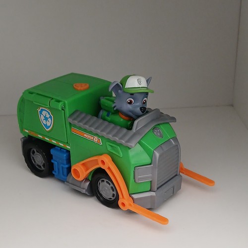 Paw patrol rocky - paw, rocky's