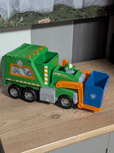 Paw patrol rocky - patrol, recycling
