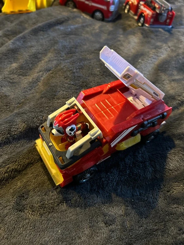 Paw patrol marshall fire truck - paw,